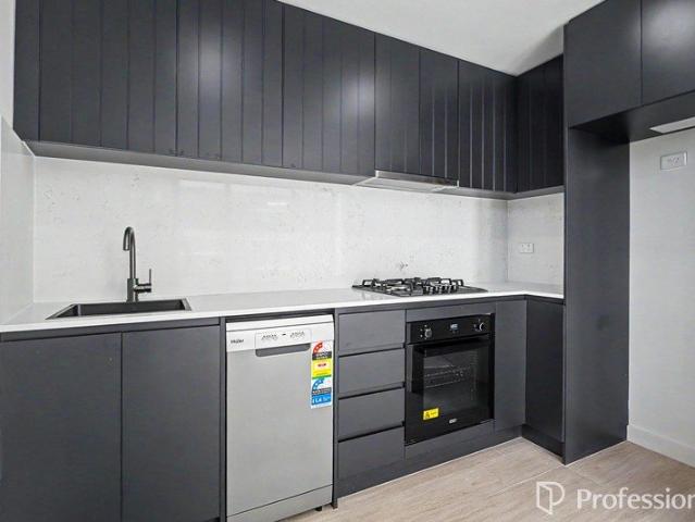 INVESTMENT OPPORTUNITY | BRAND NEW APARTMENT | FAIRFIELD