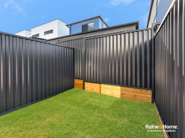 BRAND NEW ONE BEDROOM GRANNY FLAT