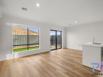 BRAND NEW LOW MAINTENANCE HOME