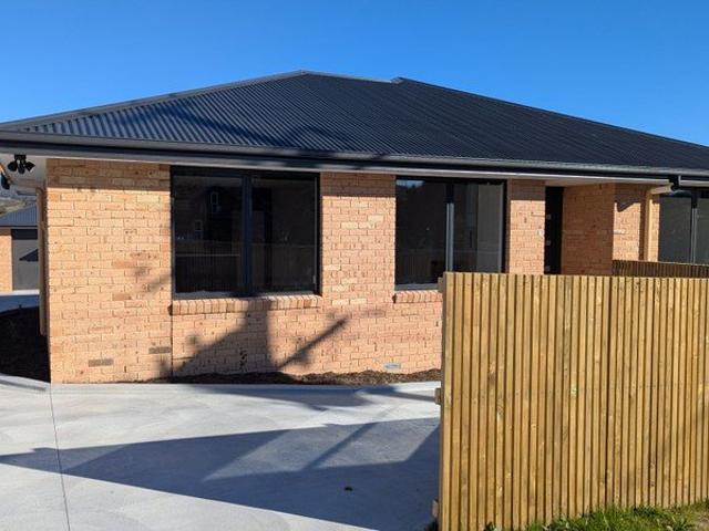Brand New, Low Maintenance Home in the Pretty Township of Cygnet