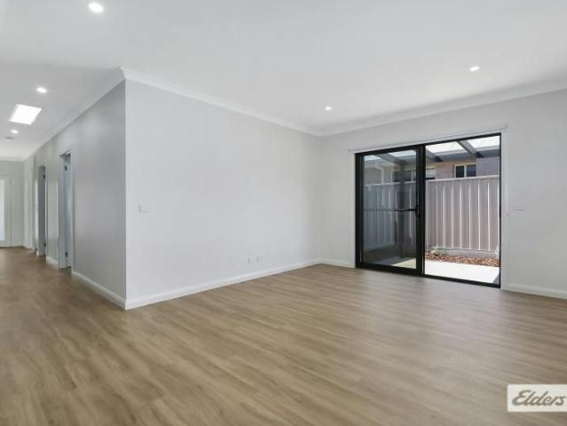 Brand new low maintenance living!