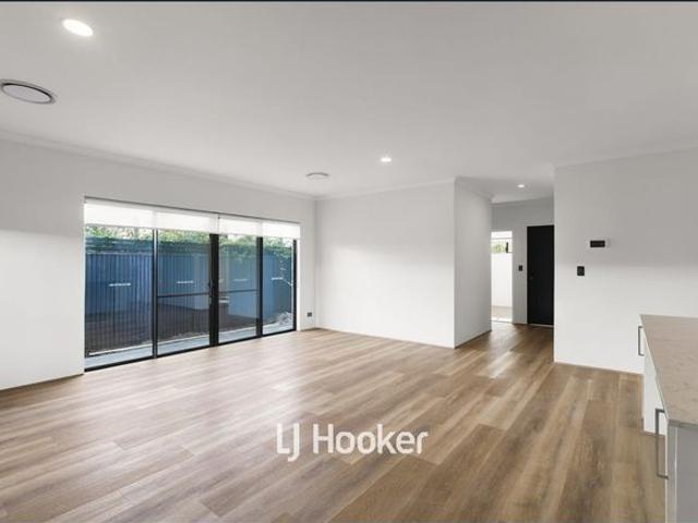 Brand new, low maintenance living in the heart of West Busselton