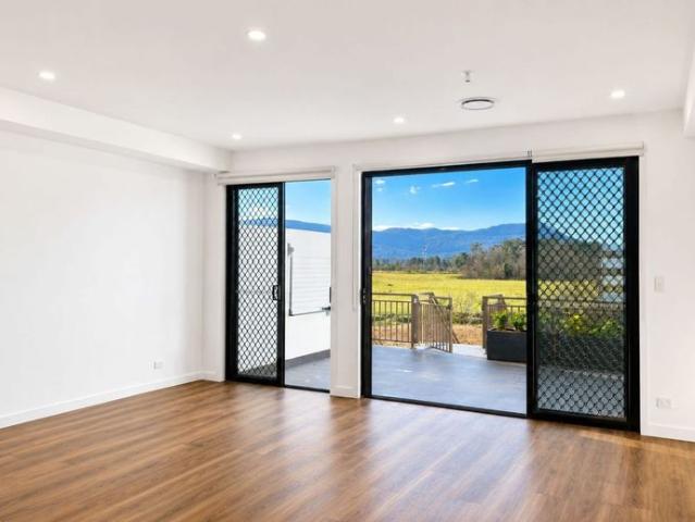 Brand New Low Maintenance Townhouse