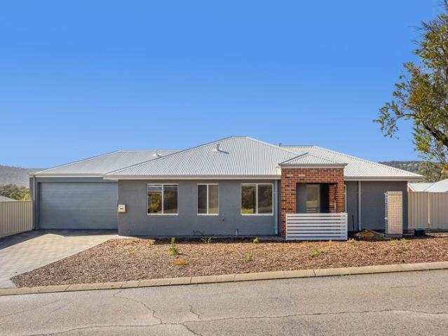 BRAND NEW LIVING IN A PRIME LOCATION