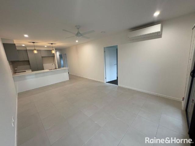 Brand New Living in a Private Branyan Location!