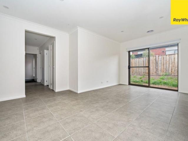 Brand New Living in Brookfield