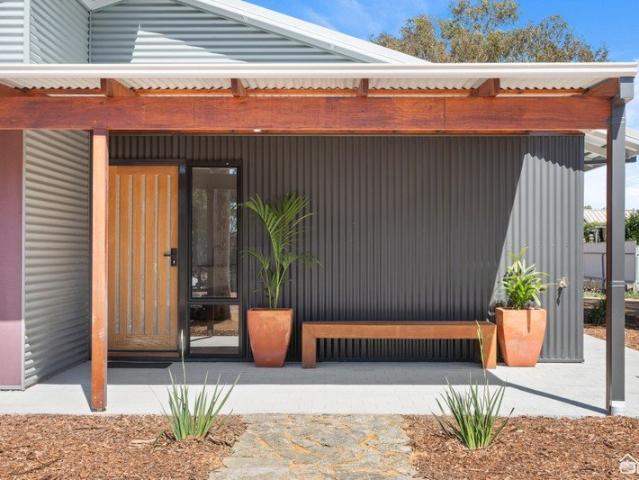 BRAND NEW LIVING READY FOR YOUR FUTURE