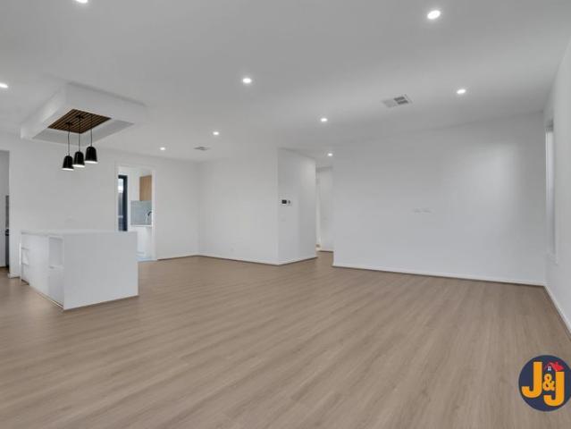 Brand New Living with Luxury Inclusions