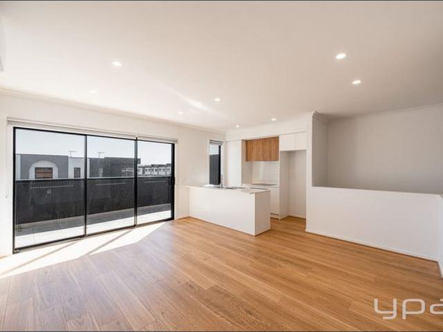 Brand New Living!