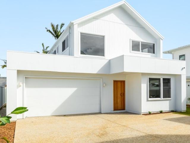 Brand new lifestyle sanctuary just a four minute drive to the beach and village