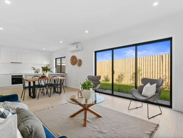 Brand New, Light Filled Living in an established Broadford Pocket