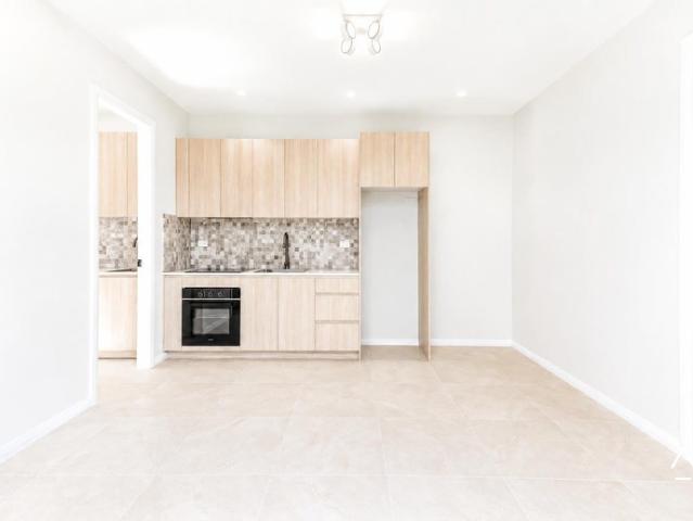 Brand New Luxury Modern 1 Bedroom Hideaway in Sylvania