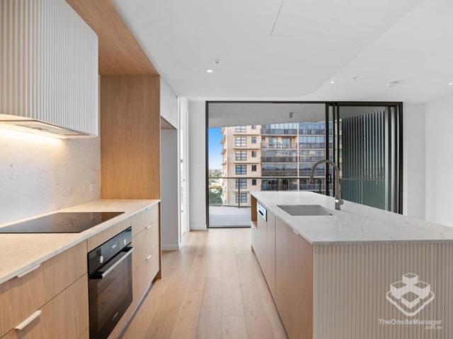 Brand New Luxury Apartment | 3 Bedrooms | 3 Bathrooms | 2 Secure Car Spaces