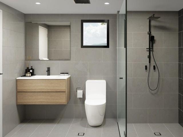 Brand New Luxury Apartment ! Walk To All Amenities. Ready To Move!