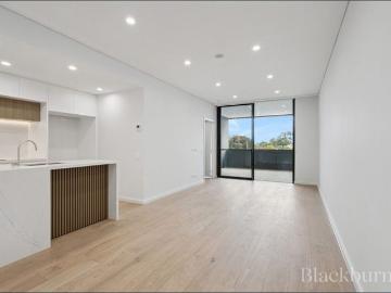 Brand New Luxury Apartment in the Heart of Subiaco