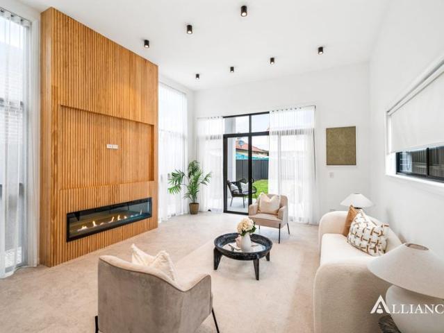 BRAND NEW LUXURY DUPLEX