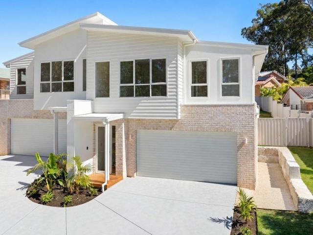 BRAND NEW, LUXURY & WALK TO THE BEACH