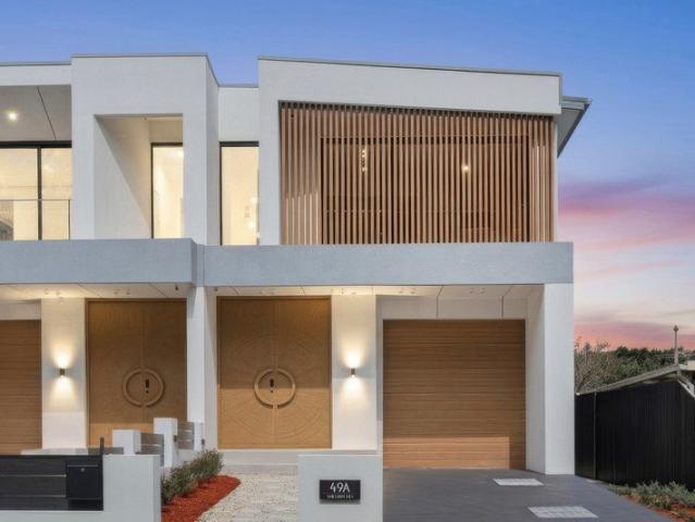 Brand New Luxury Duplex with Separate Studio & Exceptional Entertaining