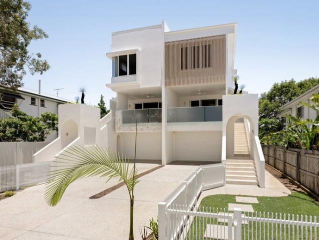 Brand New Luxury Duplex in the Heart of Cotton Tree