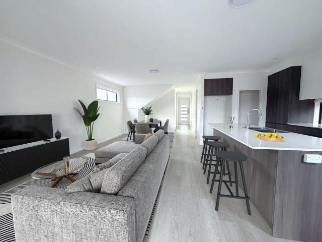 BRAND NEW LUXURY DOUBLE STOREY RESIDENCE