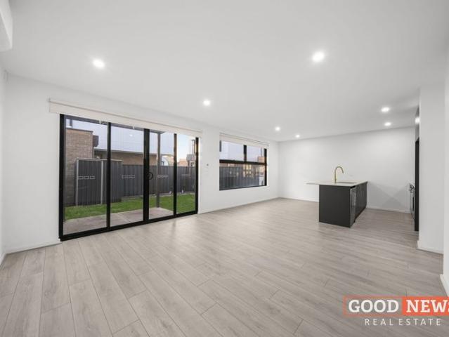 Brand New Luxury Family Home | Werribee Secondary College Zone