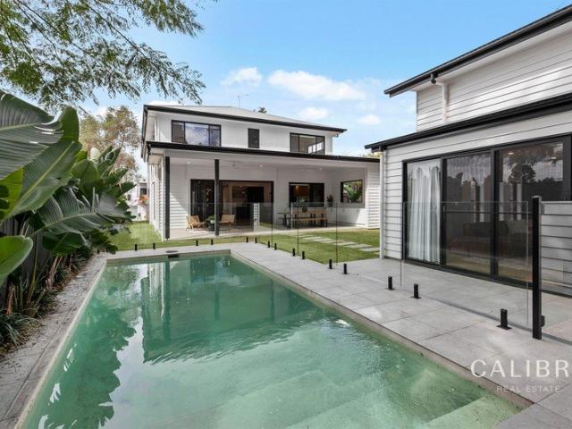 Brand New Luxury Family Home