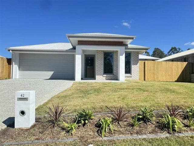 Brand New Luxury Family Home | 5 Bedrooms Opposite Park | Move In Now