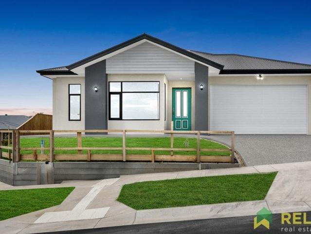 Brand New Luxury Family Living with Dual Master Suites, High Ceilings & Alfresco Entertaining!