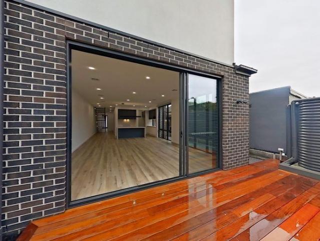 Brand New Luxury for Modern Family Living in McKinnon Secondary Zone