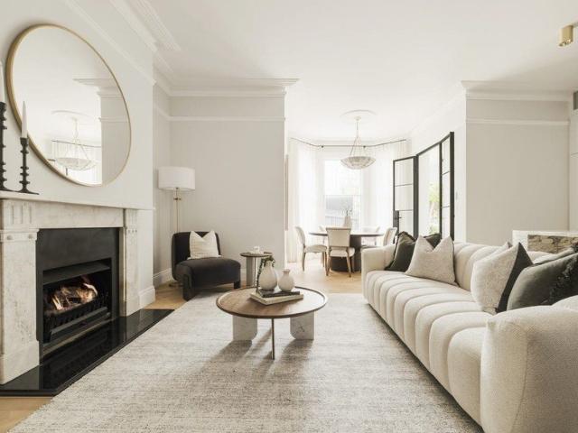 Brand New Luxury Garden Residence in Landmark 'St Helens'