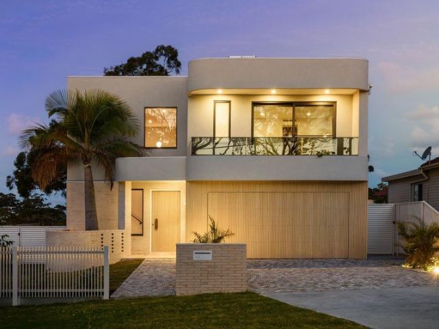 Brand New Luxury Home