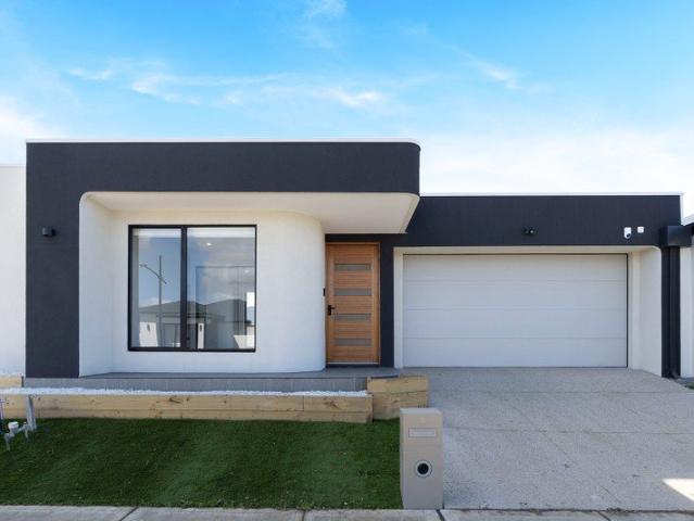 Brand New Luxury Home!