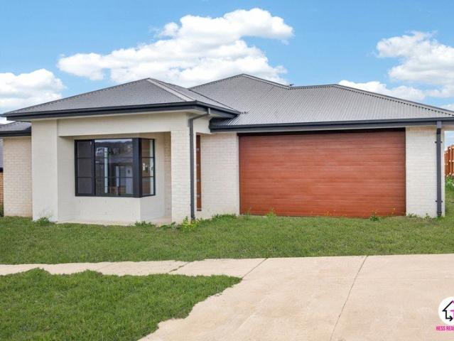 BRAND NEW LUXURY HOME IN SPRINGRIDGE ESTATE