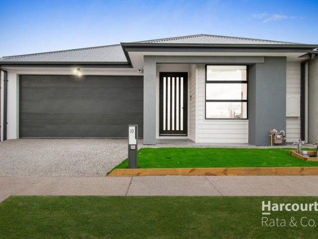 Brand New Luxury Home in the Heart of Woodstock!