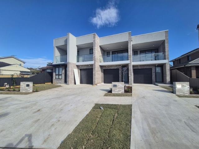 BRAND NEW LUXURY HOMES CHOICE OF 2