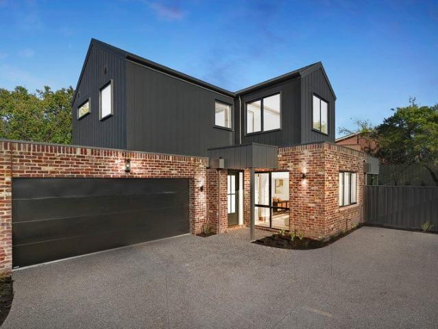 Brand New Luxury Homes in a Premier Ringwood Court Location