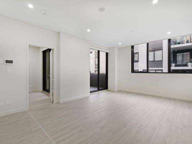 Brand New Luxury Living