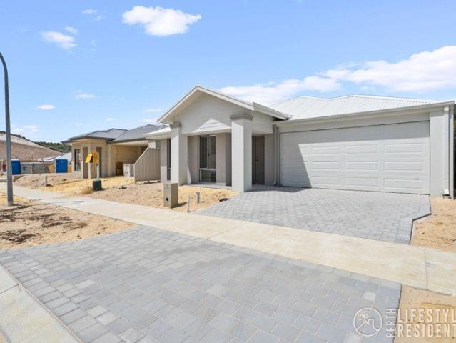 BRAND NEW LUXURY LIVING