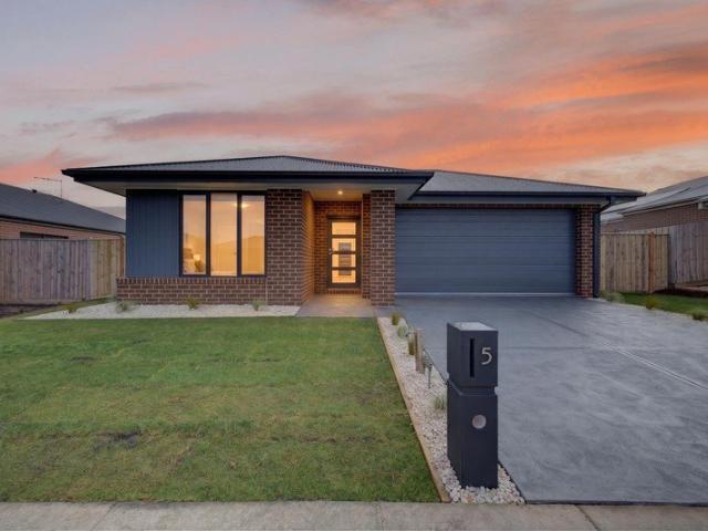 Brand New Luxury Living with 7 Star Energy Efficiency