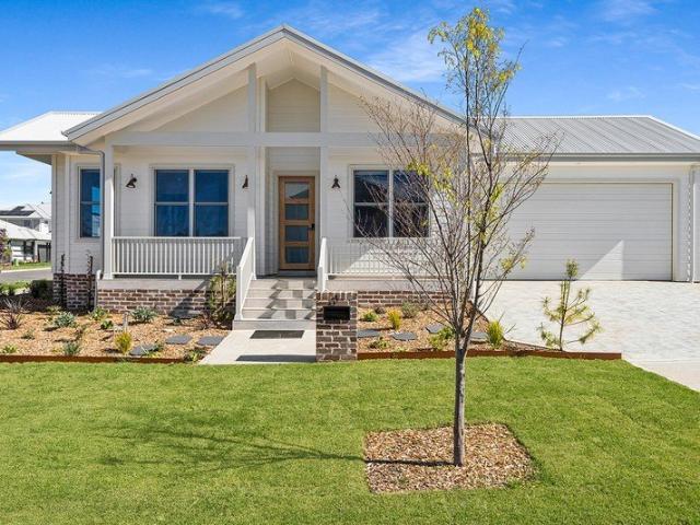 Brand New Luxury Living / Exceptional Dual Living Opportunity