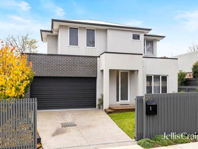 Luxury Living in a Premier Beachside Location