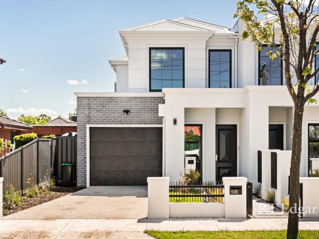 Brand New Luxury Living in Oakhill Estate