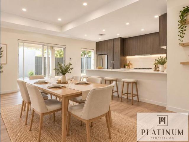BRAND NEW LUXURY LIVING OPPOSITE THE PARK