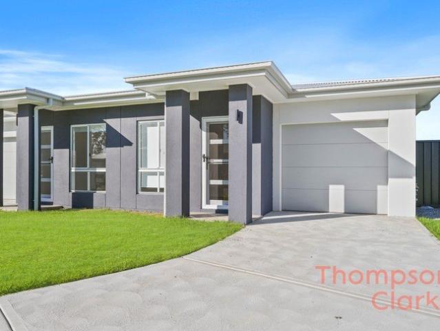 Brand New Luxury Residence!