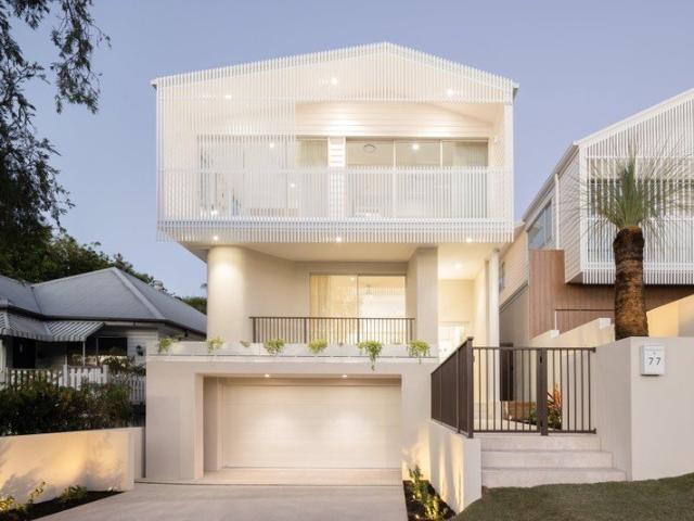 Brand New Luxury Residence with Mount Coot tha Outlooks in Elevated Bardon Location Completed in June 2026