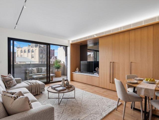Brand New Luxury Residence For The Owner Occupier or The Astute Investor
