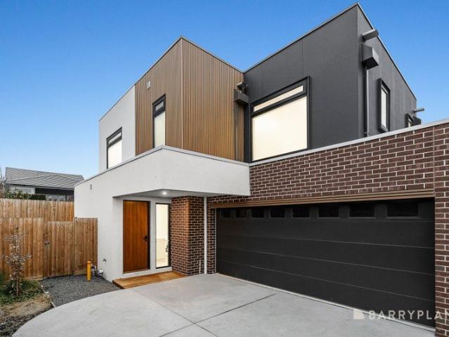 Brand New Luxury Retreat in Prime Coastal Pocket