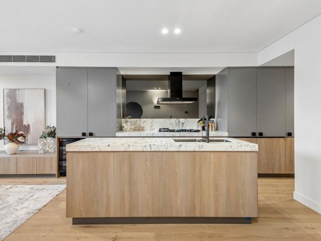 Brand New Luxury Three Level Terrace for Lease