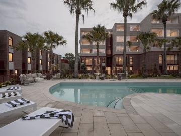 Brand New Luxury Three Level Terrace for Lease