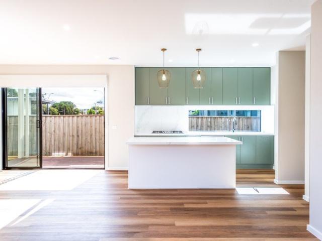 Brand New Luxury Townhouse in Prime Location!